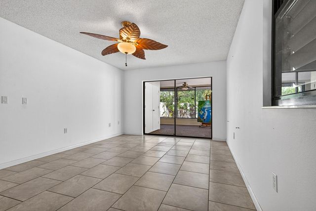 318 TIMBERLAKE DRIVE, Bradenton, FL 34210