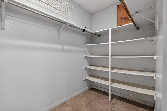 318 TIMBERLAKE DRIVE, Bradenton, FL 34210