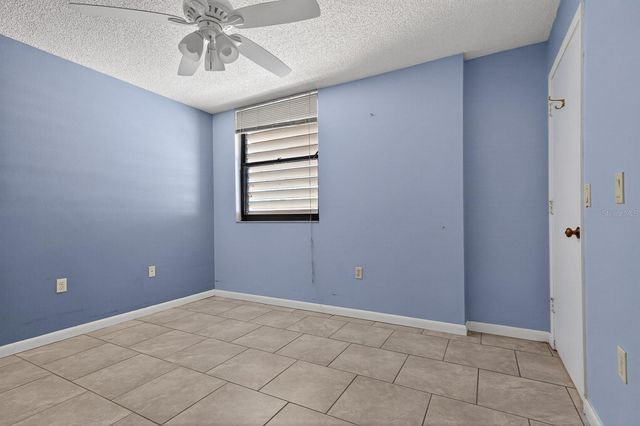 318 TIMBERLAKE DRIVE, Bradenton, FL 34210