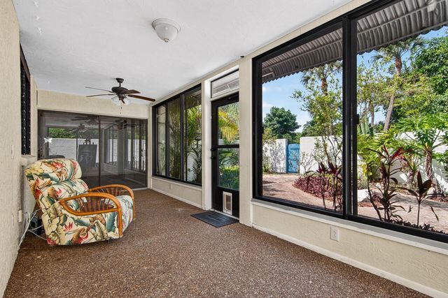 318 TIMBERLAKE DRIVE, Bradenton, FL 34210