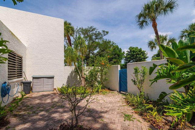 318 TIMBERLAKE DRIVE, Bradenton, FL 34210