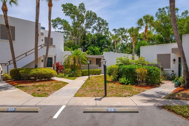 318 TIMBERLAKE DRIVE, Bradenton, FL 34210
