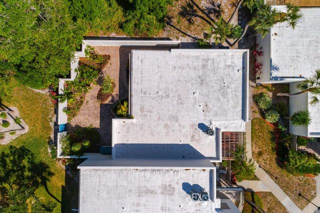 318 TIMBERLAKE DRIVE, Bradenton, FL 34210