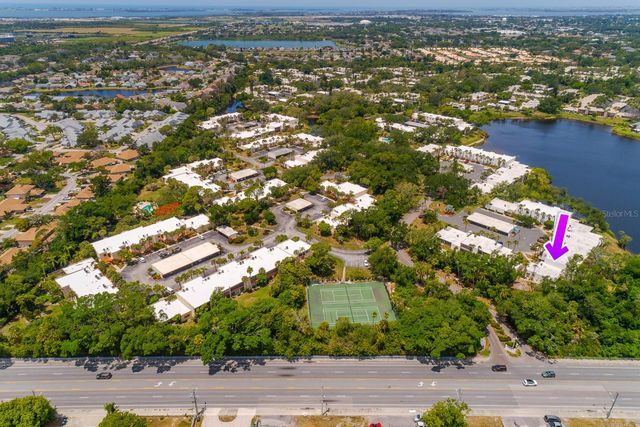 318 TIMBERLAKE DRIVE, Bradenton, FL 34210