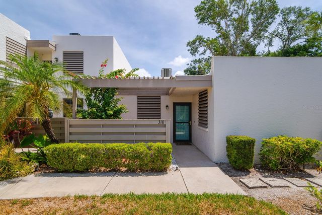 318 TIMBERLAKE DRIVE, Bradenton, FL 34210
