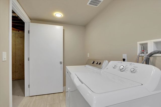 7319 E Maxwell Ave, Spokane Valley, WA 99212