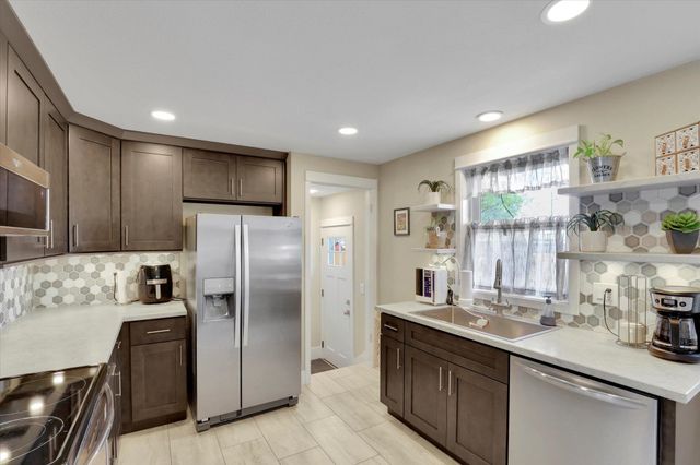 7319 E Maxwell Ave, Spokane Valley, WA 99212