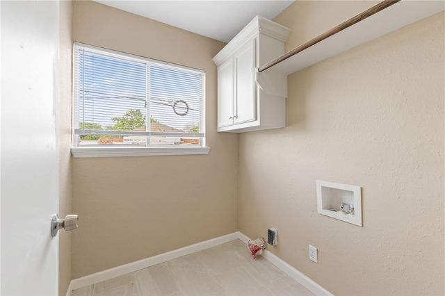 629 Robert Dr, Corpus Christi, TX 78412