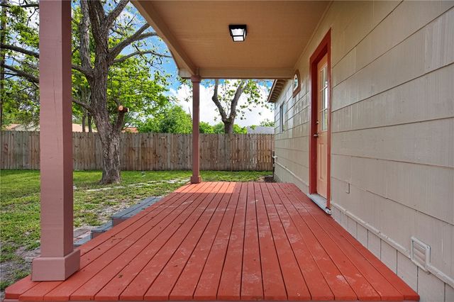 629 Robert Dr, Corpus Christi, TX 78412