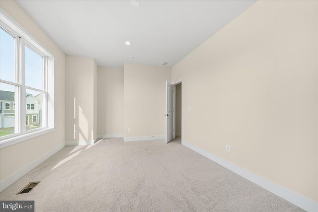 104 WAGTAIL LN, Winchester, VA 22603