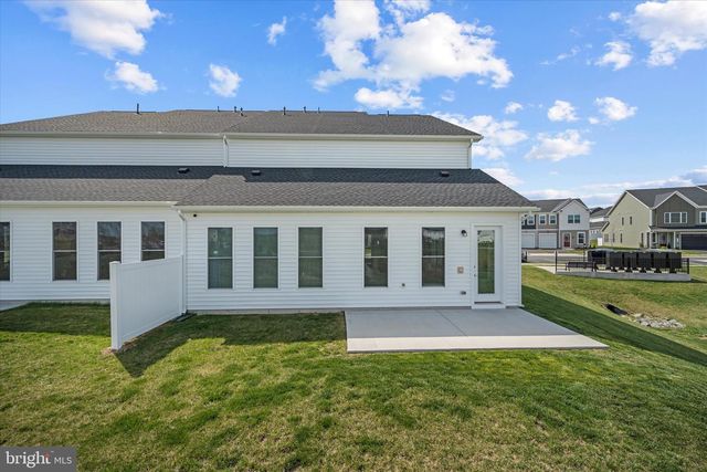 104 WAGTAIL LN, Winchester, VA 22603