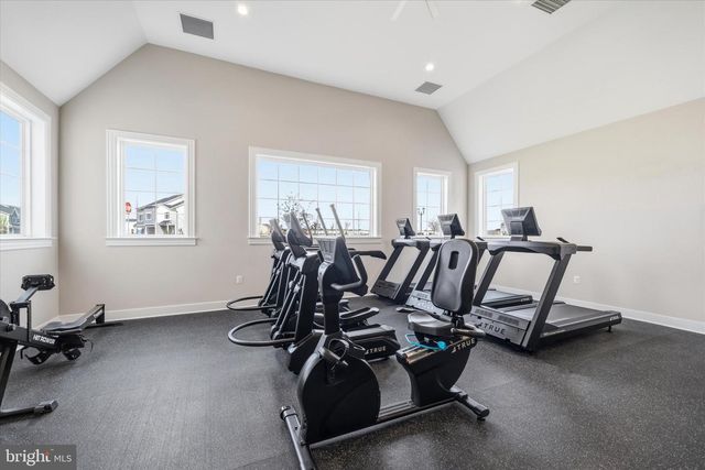 104 WAGTAIL LN, Winchester, VA 22603