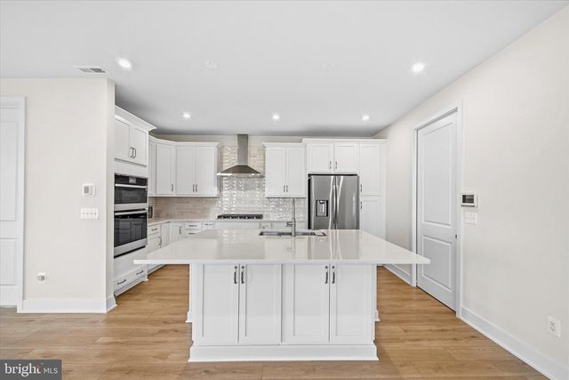 104 WAGTAIL LN, Winchester, VA 22603