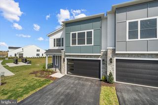 104 WAGTAIL LN, Winchester, VA 22603