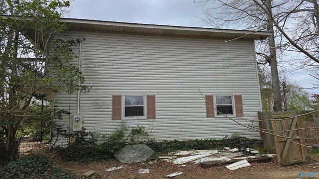 5490 Lynda Avenue, Hokes Bluff, AL 35903
