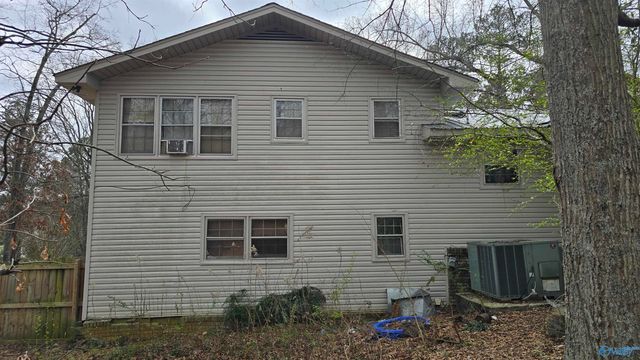 5490 Lynda Avenue, Hokes Bluff, AL 35903