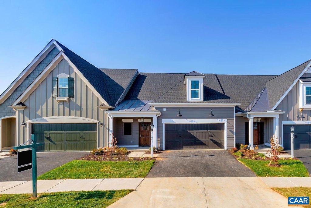 3 DeCERBO TERR, Charlottesville, VA 22901