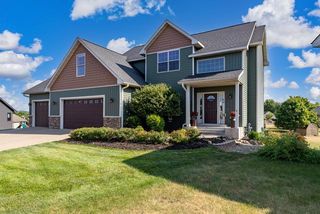 1615 Rolling Hills Lane, River Falls, WI 54022