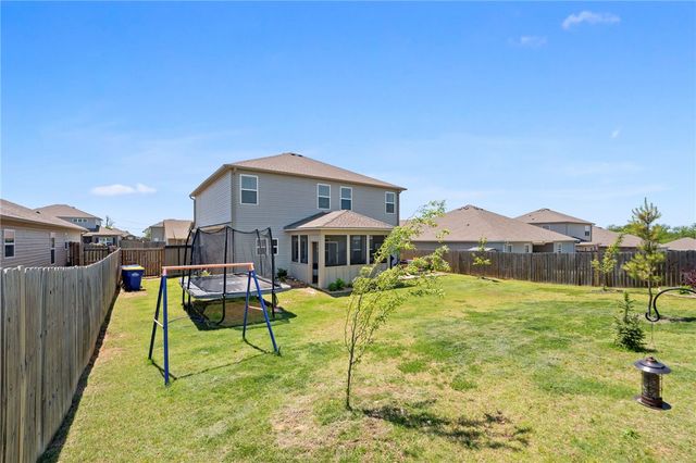 2504 Hickory Wood Avenue, Lowell, AR 72745