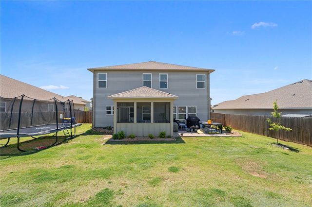 2504 Hickory Wood Avenue, Lowell, AR 72745
