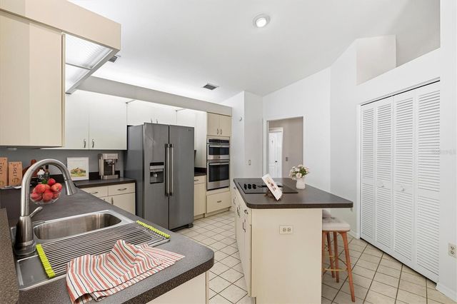 4405 BEAUCHAMP COURT, Sarasota, FL 34243