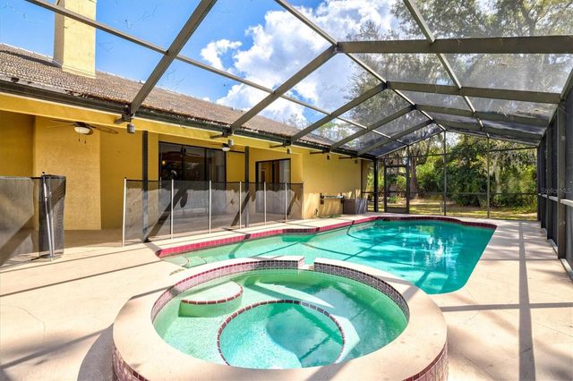 4405 BEAUCHAMP COURT, Sarasota, FL 34243