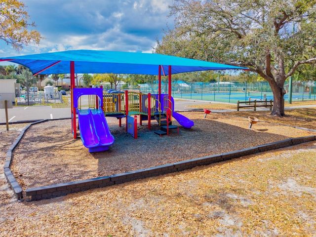 4405 BEAUCHAMP COURT, Sarasota, FL 34243