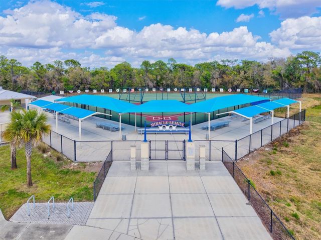 4405 BEAUCHAMP COURT, Sarasota, FL 34243