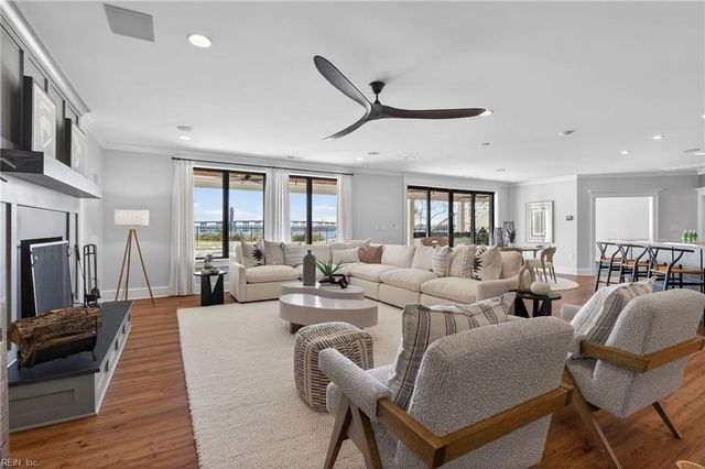 230 Wentworth CT, Suffolk, VA 23436