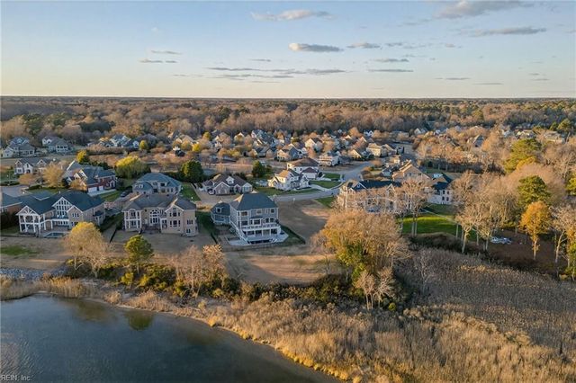 230 Wentworth CT, Suffolk, VA 23436