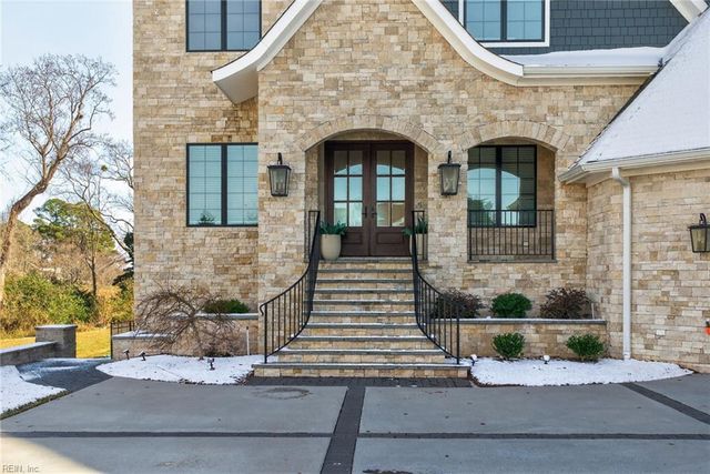 230 Wentworth CT, Suffolk, VA 23436