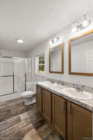 806 Davis Lake Road, Mayfield, MI 48446