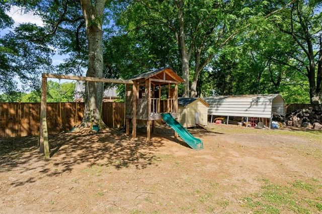 8247 Eunice Street, Douglasville, GA 30134