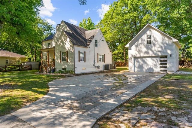 8247 Eunice Street, Douglasville, GA 30134