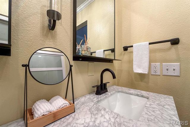 2532 County Road 2330, Salem, MO 65560