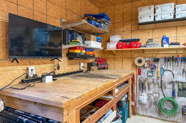 2532 County Road 2330, Salem, MO 65560