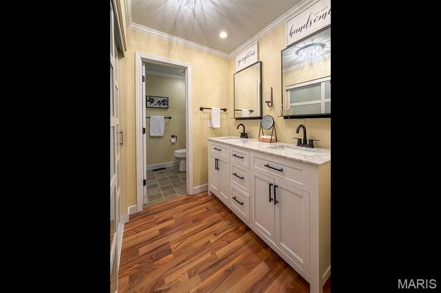 2532 County Road 2330, Salem, MO 65560