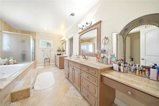 5685 Oak Tree Cir, Jurupa Valley, CA 92509
