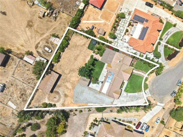 5685 Oak Tree Cir, Jurupa Valley, CA 92509