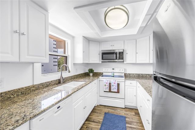 105 4TH AVENUE NE 220, St Petersburg, FL 33701