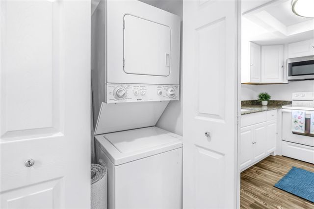 105 4TH AVENUE NE 220, St Petersburg, FL 33701