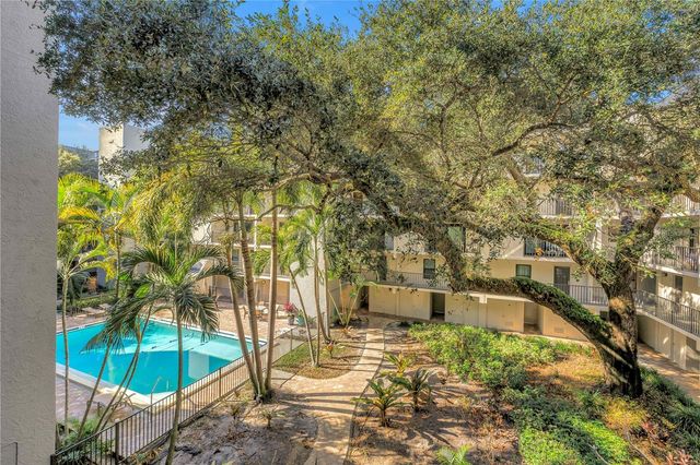 105 4TH AVENUE NE 220, St Petersburg, FL 33701