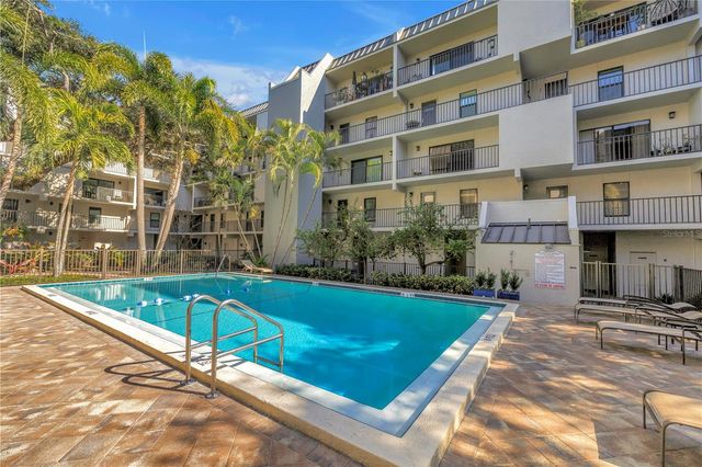 105 4TH AVENUE NE 220, St Petersburg, FL 33701