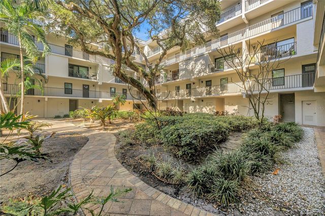 105 4TH AVENUE NE 220, St Petersburg, FL 33701