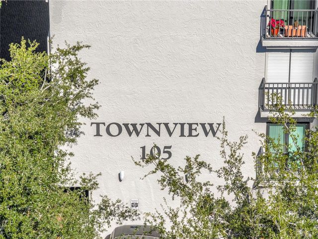 105 4TH AVENUE NE 220, St Petersburg, FL 33701