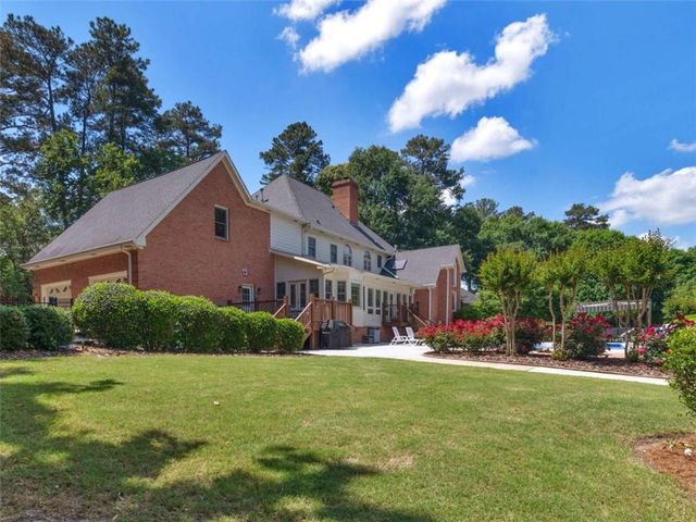 8568 Canal Drive, Jonesboro, GA 30236