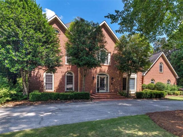 8568 Canal Drive, Jonesboro, GA 30236