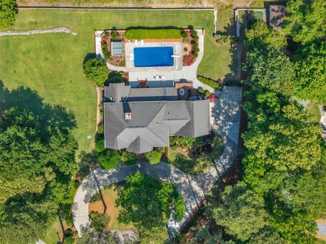 8568 Canal Drive, Jonesboro, GA 30236