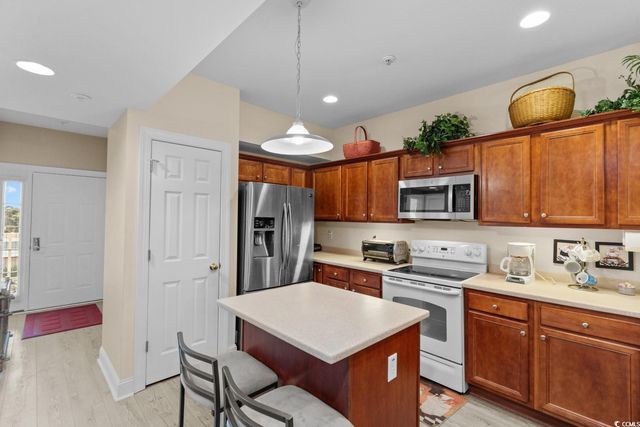 311 2nd Ave N Unit 308, North Myrtle Beach, SC 29582