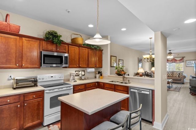 311 2nd Ave N Unit 308, North Myrtle Beach, SC 29582